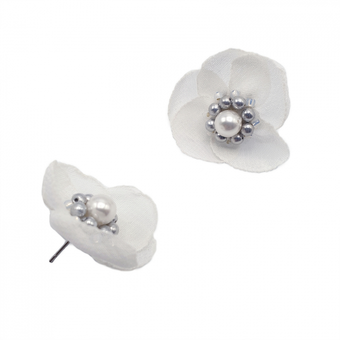 cercei-mici-floare-alba [3]