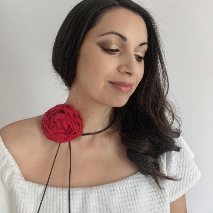 colier-choker-floare-trandafir-voal-rosu-snur [2]