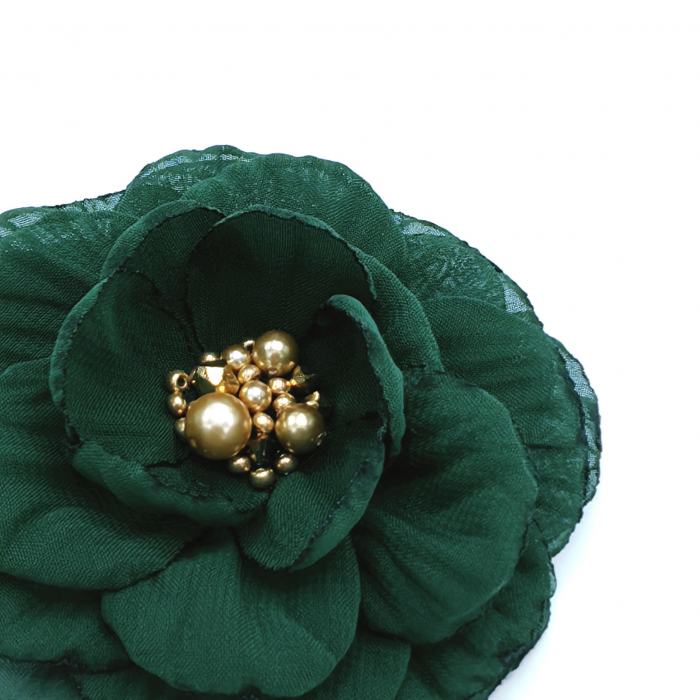 brosa-floare-voal-verde-mijloc-auriu [3]