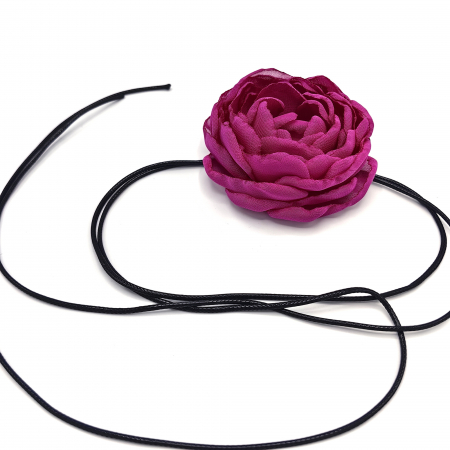 Coliere - colier-choker-floare-trandafir-voal-magenta-snur