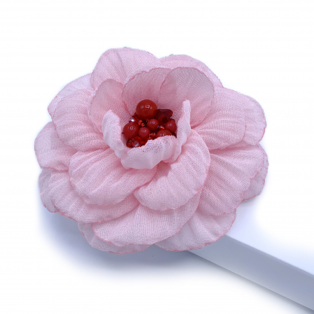 Brose - brosa-floare-voal-roz-deschis-mijloc-rosu