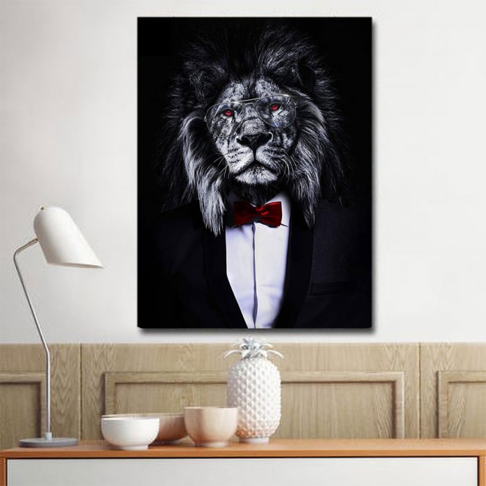 Tablou Canvas - Corporate lion [2]