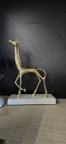 Produse Noi - Obiect Decorativ BOVEC Cammel