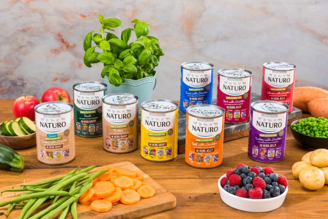 Conserva Naturo Adult cu Carne de Somon si Pui, amestec de Legume si Fructe in Jeleu cu Ierburi Aromatice 390g [2]