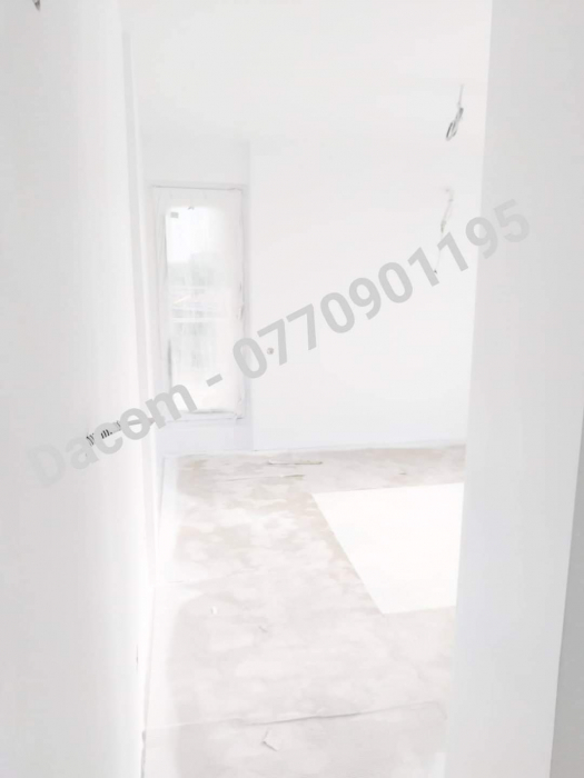 Servicii de Zugraveli Mecanizate Airless - Apartamente 19 [2]