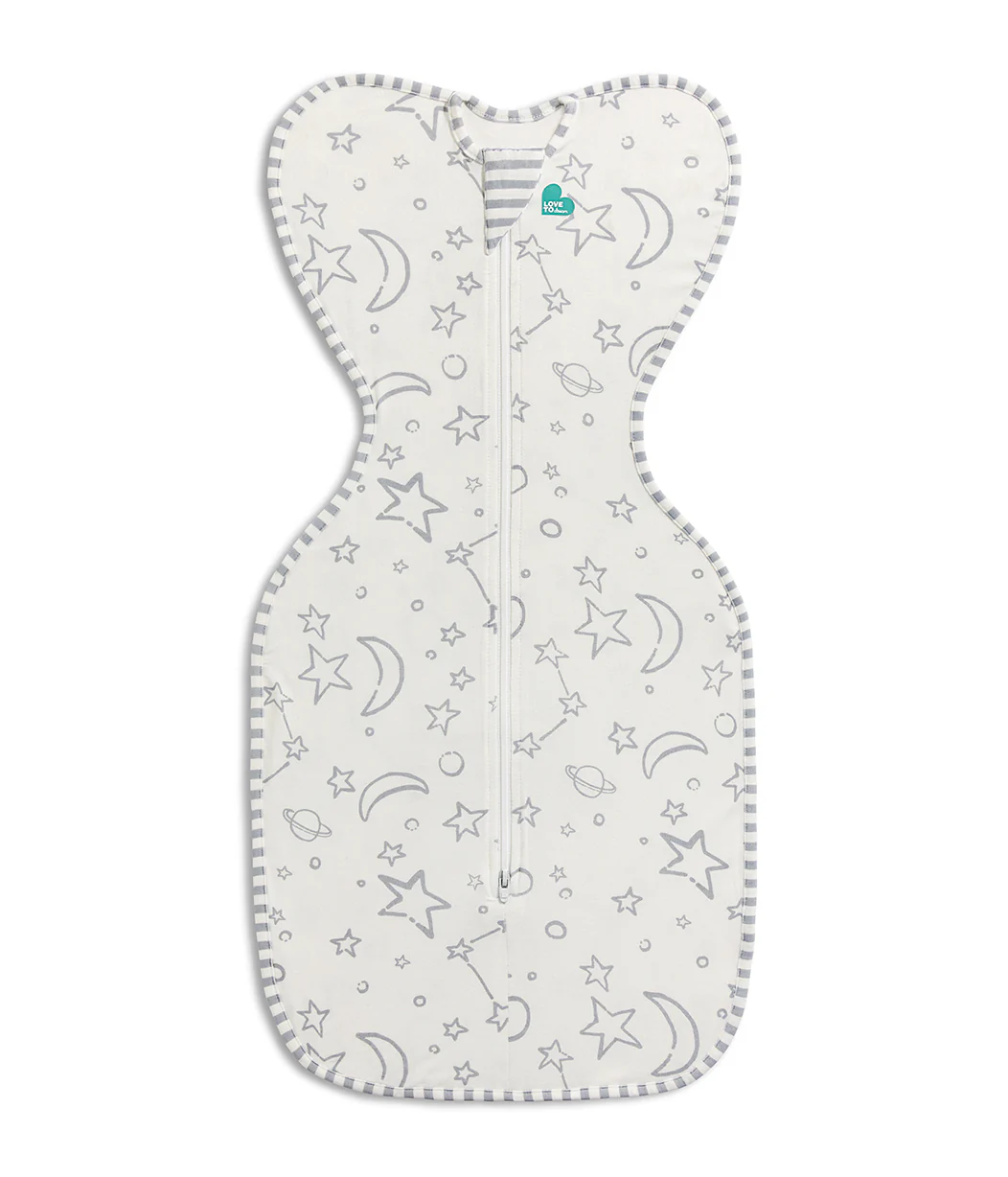 Camera copilului - Love to Dream sac de dormit pentru infasat Swaddle Up, Crem stele, S, 3.5-6kg, 1 TOG