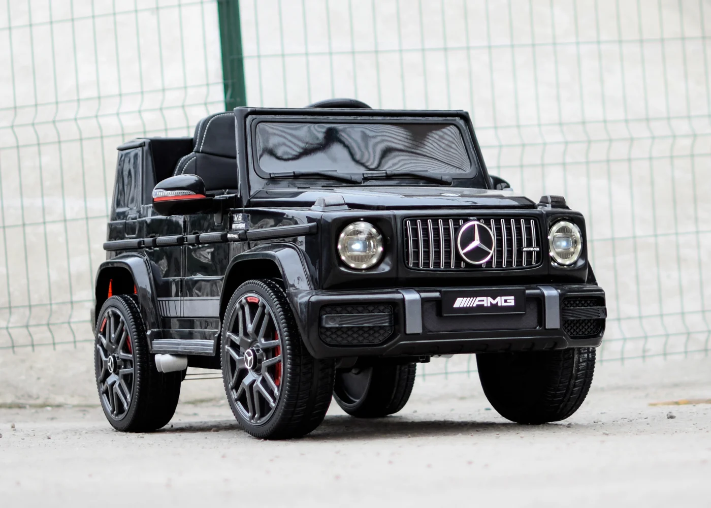 Masinuta electrica, cu telecomanda, model Mercedes Benz G63, 70W, Negru [4]