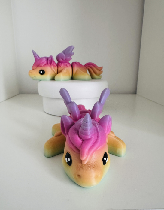 Figurina unicorn curcubeu [2]