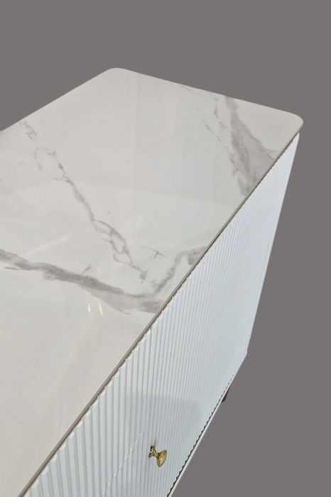 Cabinet T810 [4]