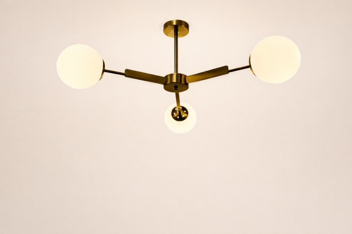 Lustră 2555/3, 3 brațe, Ø80 cm, globuri sticlă albă, metal auriu/crom, E27 [2]