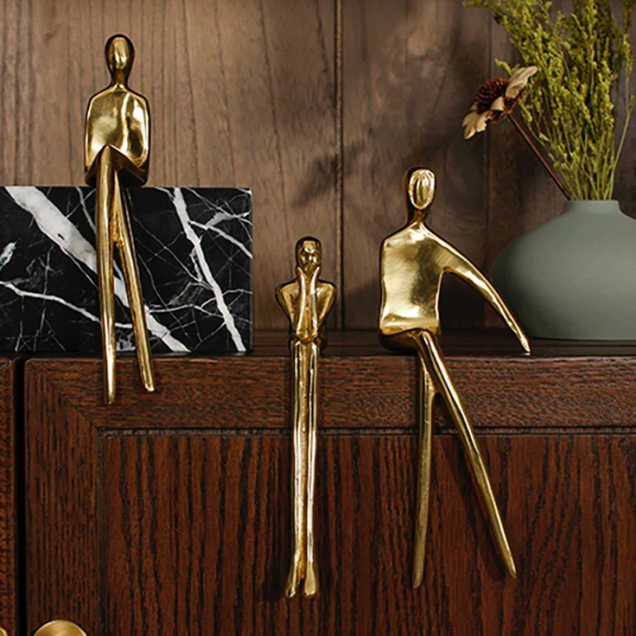 Statuetă decorativă metal auriu lucios, design abstract siluetă umană [2]