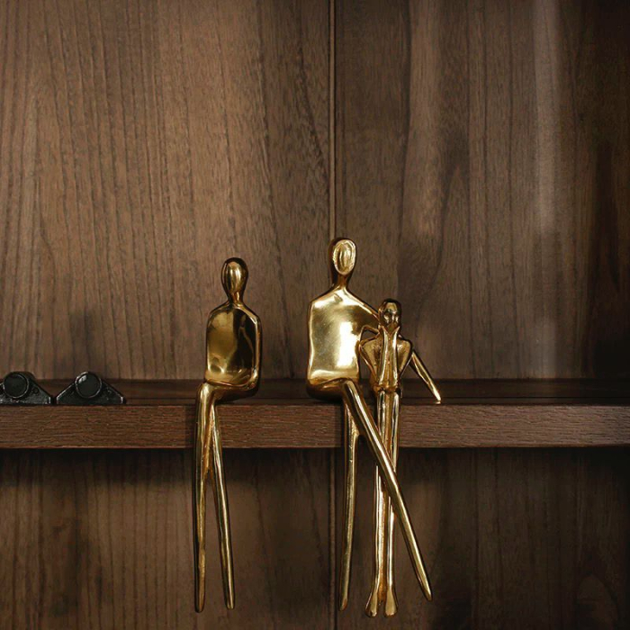 Statuetă decorativă metal auriu lucios, design abstract siluetă umană [5]