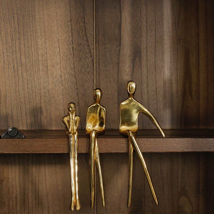 Statuetă decorativă metal auriu lucios, design abstract siluetă umană [3]