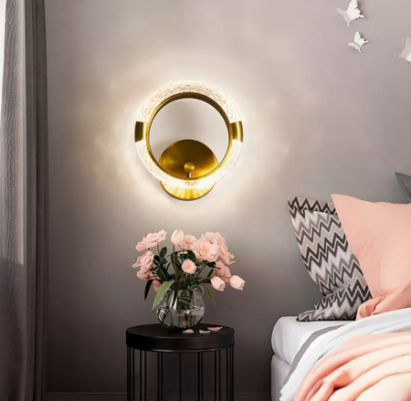 Aplica LED 210501 aurie, 15x15x14 cm – modernă și elegantă, cu trei intensități de lumină [2]