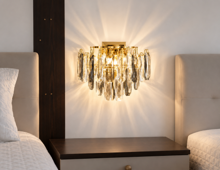 APLICE SI PLAFONIERE - Aplica Perete Metal Auriu si Cristale K9 Model 3361 Cascada 30x25 cm