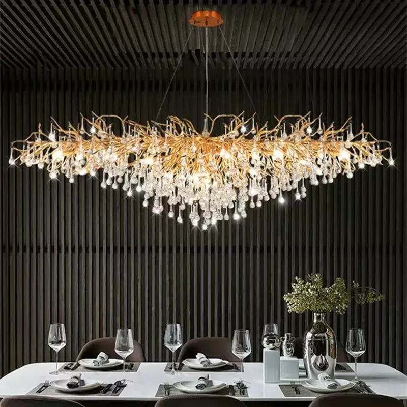 Candelabru 6113/1200 GD – Ramură Aurie cu Picături de Sticlă, 10 Becuri E14, 120 cm