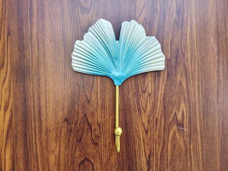 DECORATIUNI - Cuier perete 028 metal, auriu / auriu-turcoaz, frunză lată