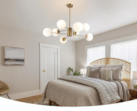 Lustră 9208/4+4 CP, metal auriu cu globuri albe mate, 8 surse de lumină, diametru 90 cm [1]