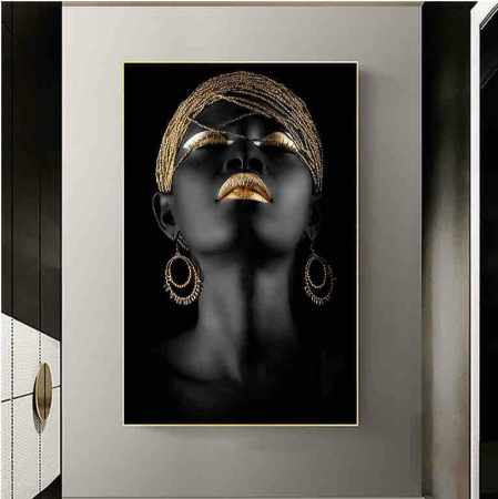 TABLOURI - Tablou decorativ 70x100 cm – Portret feminin cu buze și machiaj aurii