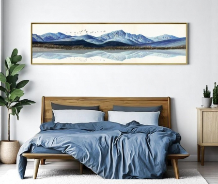 TABLOURI - Tablou decorativ 40x150 cm – Peisaj montan Albastru și Alb, ramă aurie