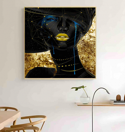 TABLOURI - Tablou decorativ 80x80 cm – Siluetă feminină cu accente aurii și albastre pe fundal negru