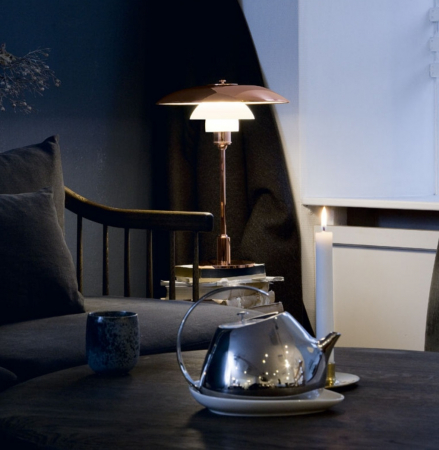 VEIOZE SI LAMPADARE - Veioză A19348 – Design modern și elegant din metal și acril