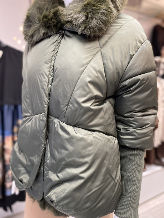 Geaca verde scurtă [4]