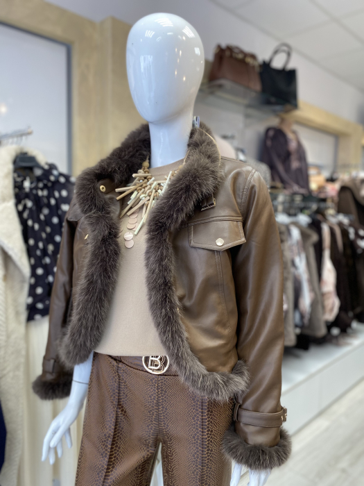 Geaca piele ecologica cu blanita [3]