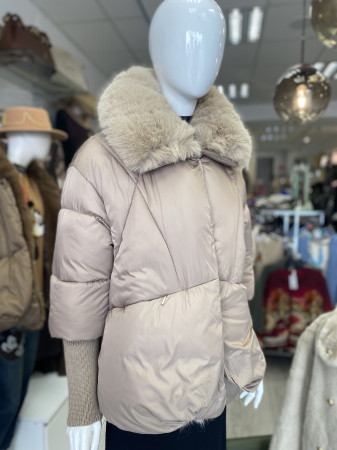 Geaca kaki scurtă [8]