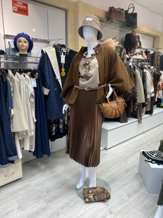 Pantaloni dama casual/Fusta dama - Fusta maro