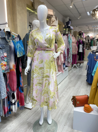 Rochii dama elegante - Rochie eleganta din voal cu imprimeu verde cu roz