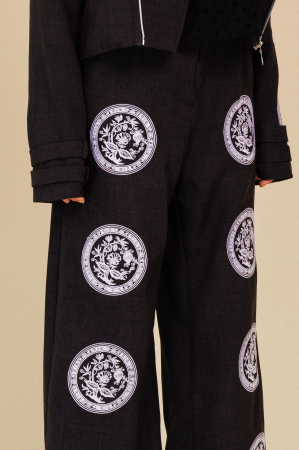 Pantaloni EMBROIDERED TEA de damă [1]