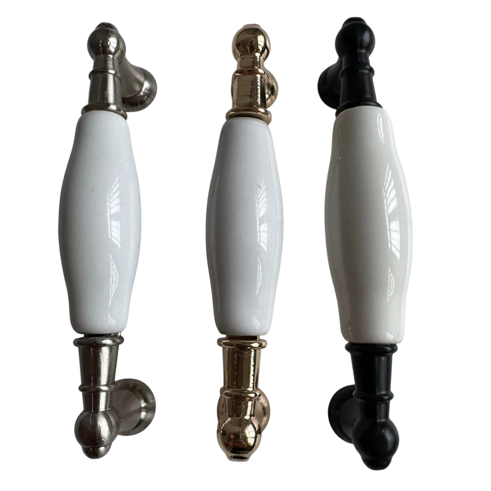 Maner mobilier Vintage ceramic alb cu capete metalice - 96 mm [10]