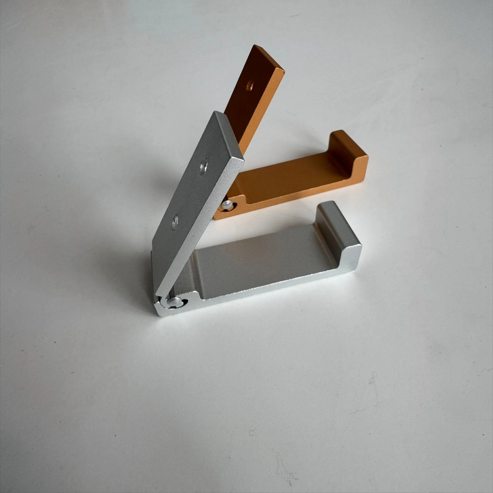 Agatatoare Cuier Compact , model pliabil, 70x77 mm [11]