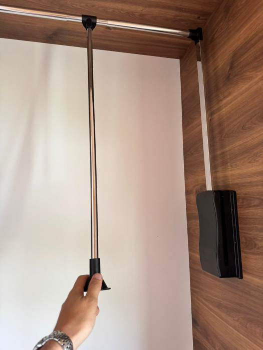 Lift rabatabil pentru garderobă marca Strong [4]