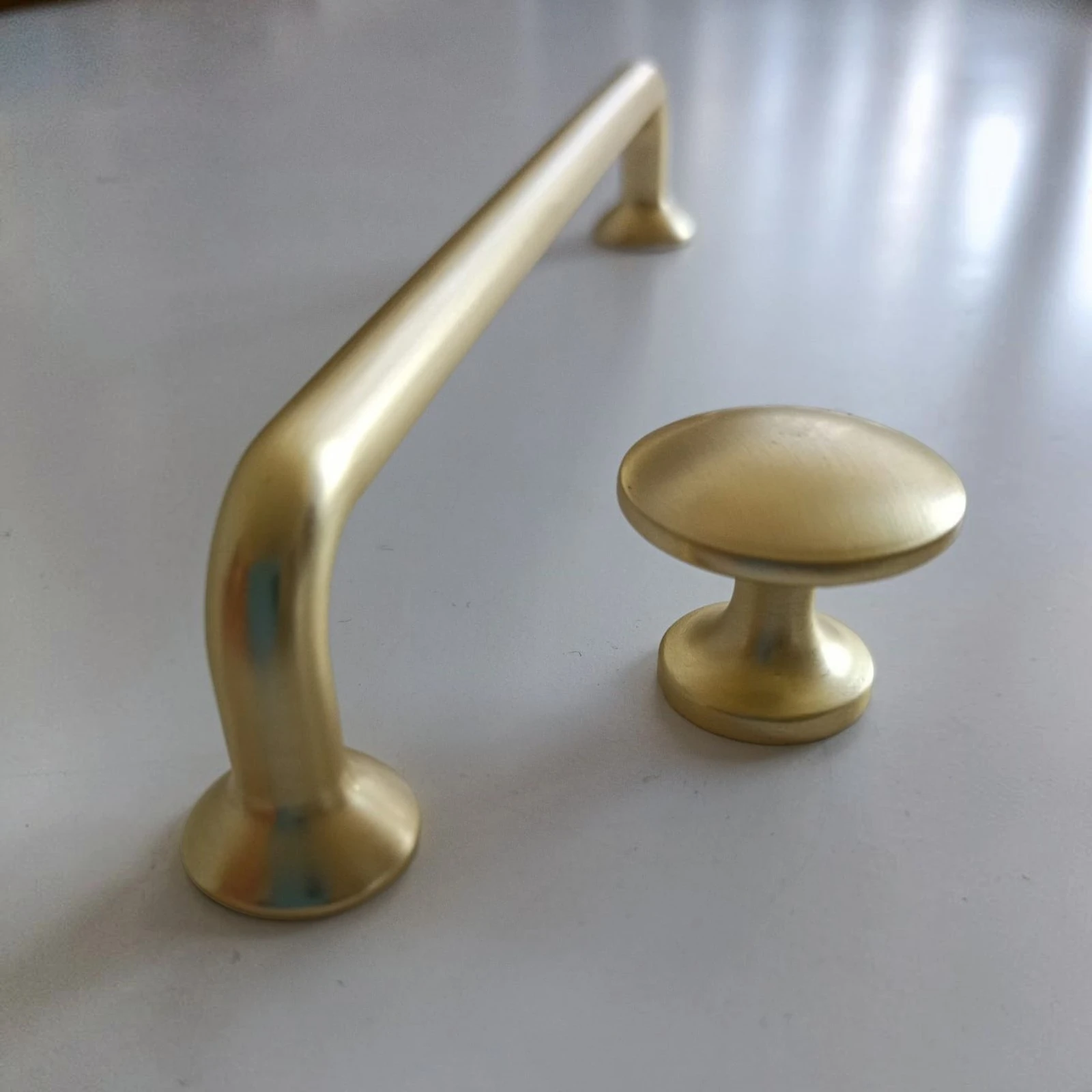Mâner metalic Cors pentru mobilier – interax 160 mm [4]