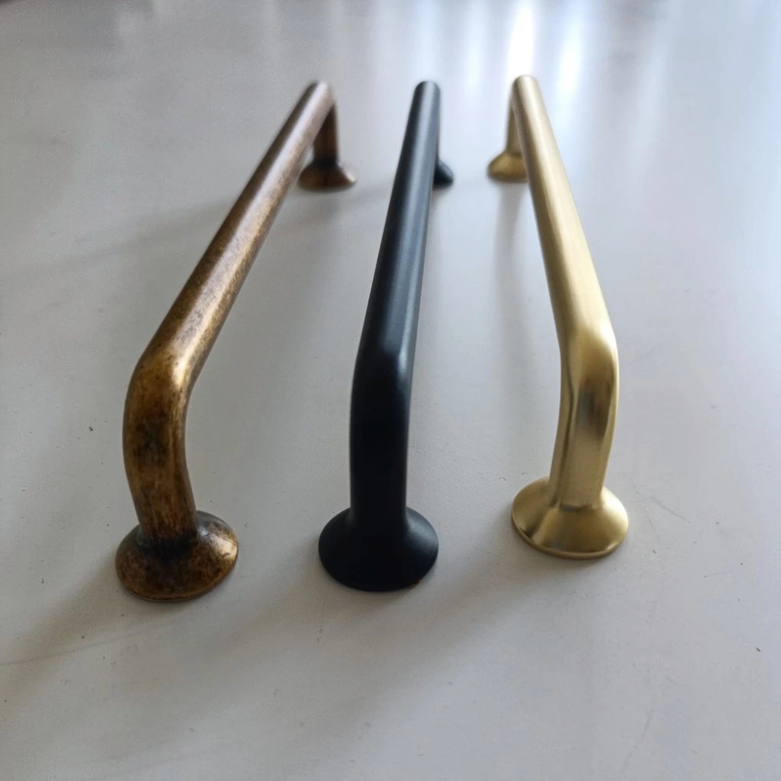 Mâner metalic Cors pentru mobilier – interax 160 mm [5]