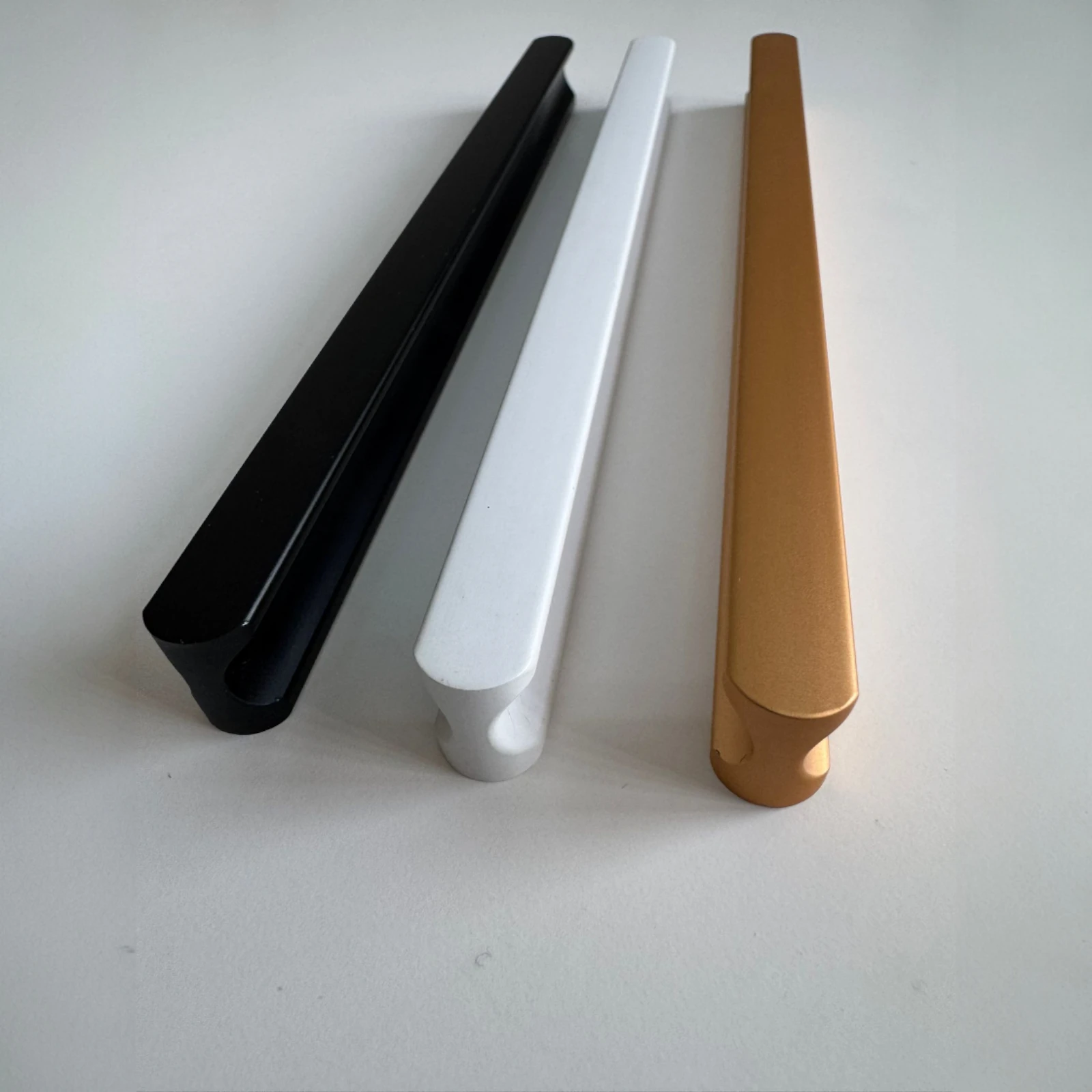 Maner Perfect Linear Auriu [6]