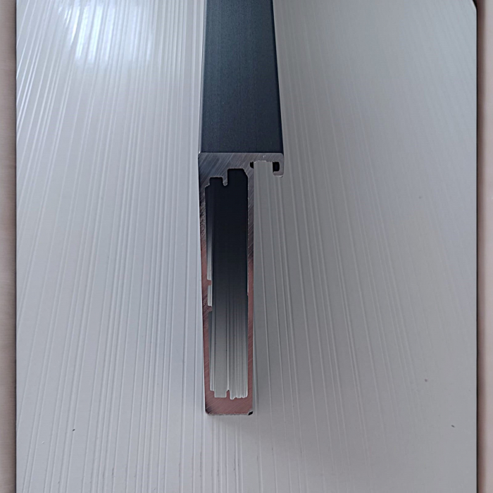 Ramă Profil lat - Sas 877 finisaj Aluminiu [2]