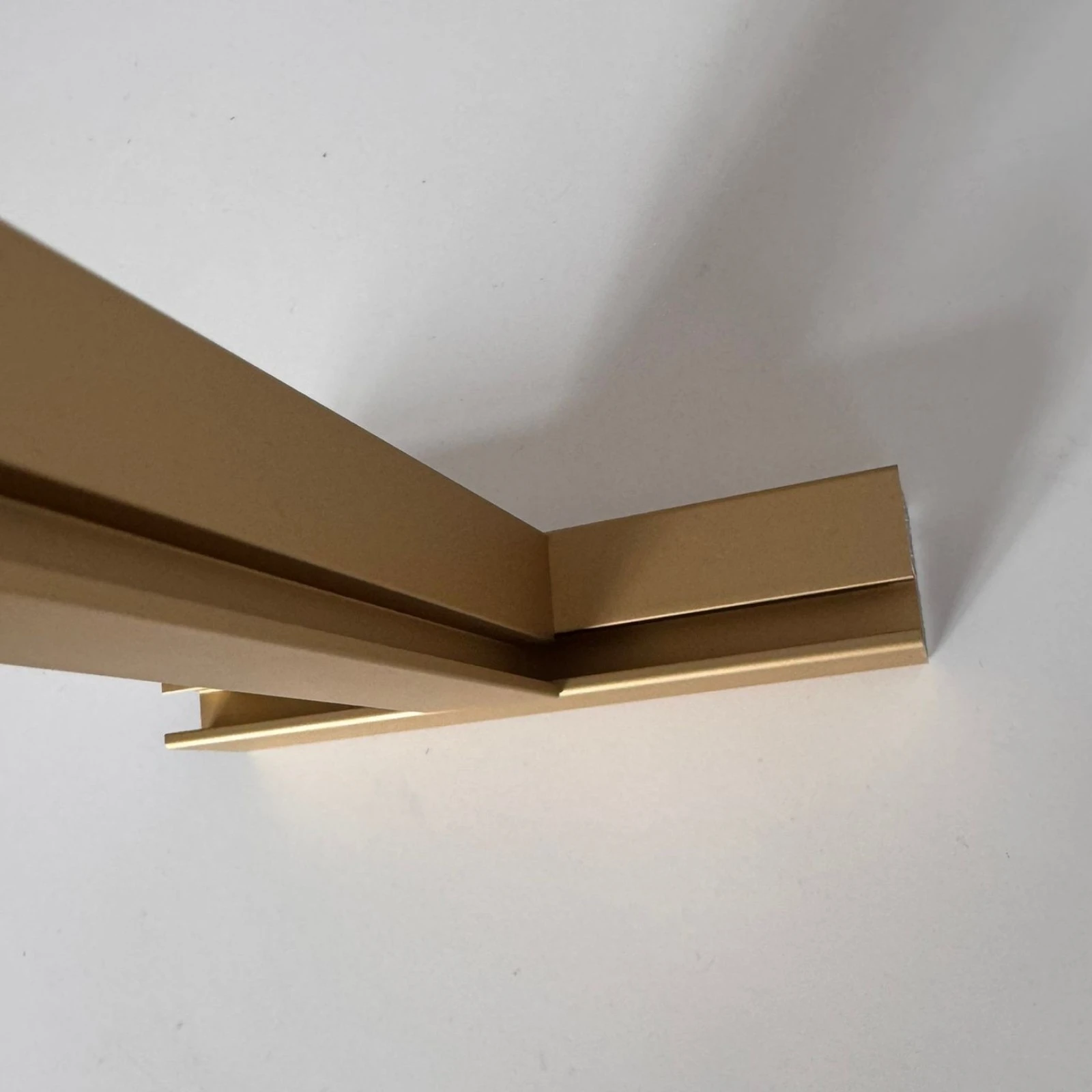 SAS 020 - Profil divizor pentru rame aluminiu [7]