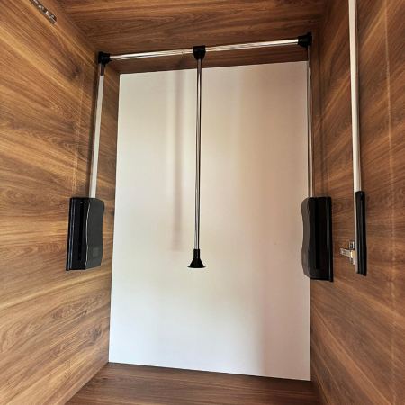 Lift rabatabil pentru garderobă marca Strong [2]