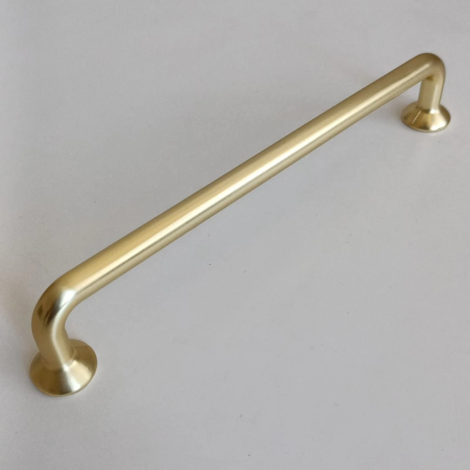 Manere pentru mobilă - Mâner metalic Cors pentru mobilier – interax 160 mm