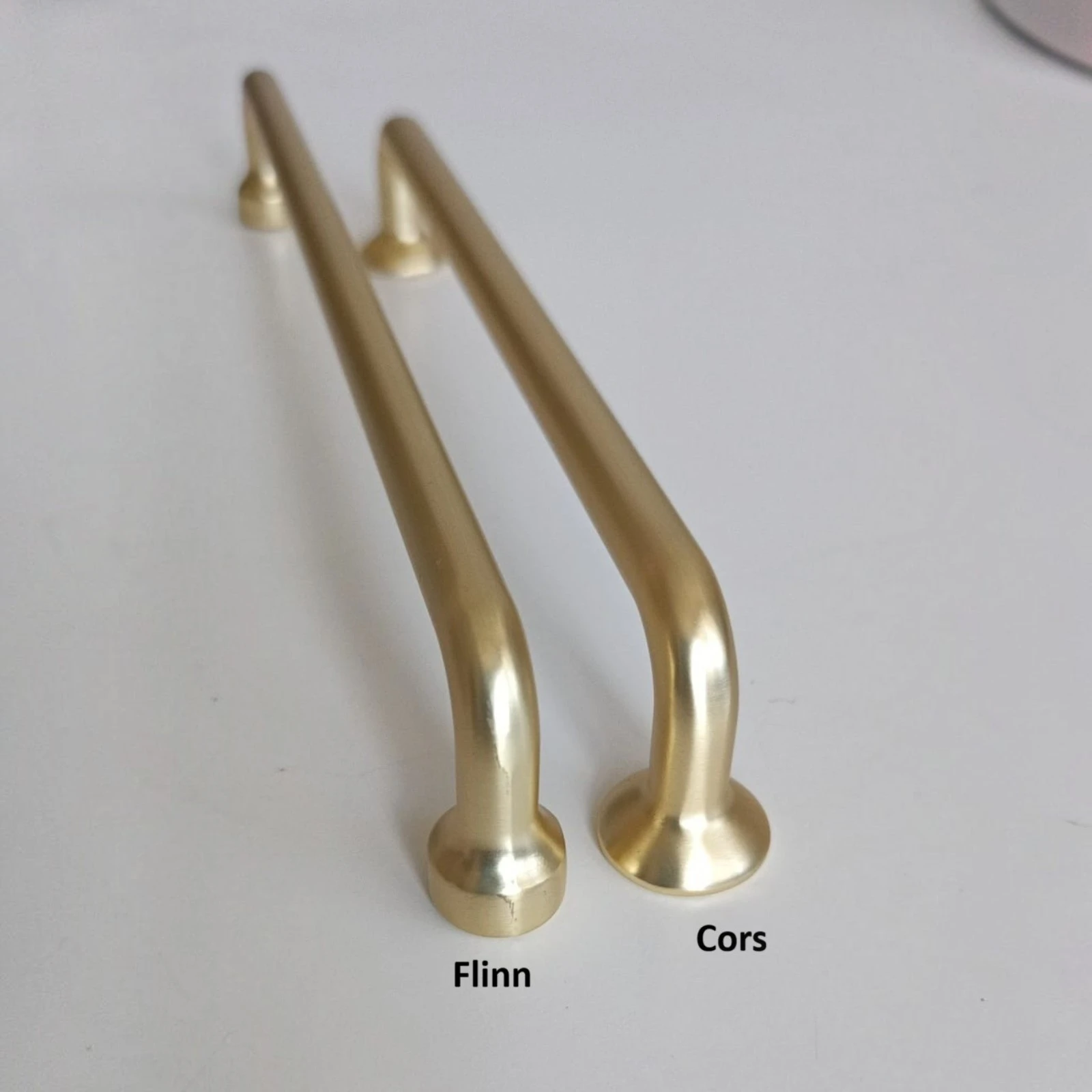 Mâner metalic Flinn pentru mobilier - interaxă 128 mm [6]