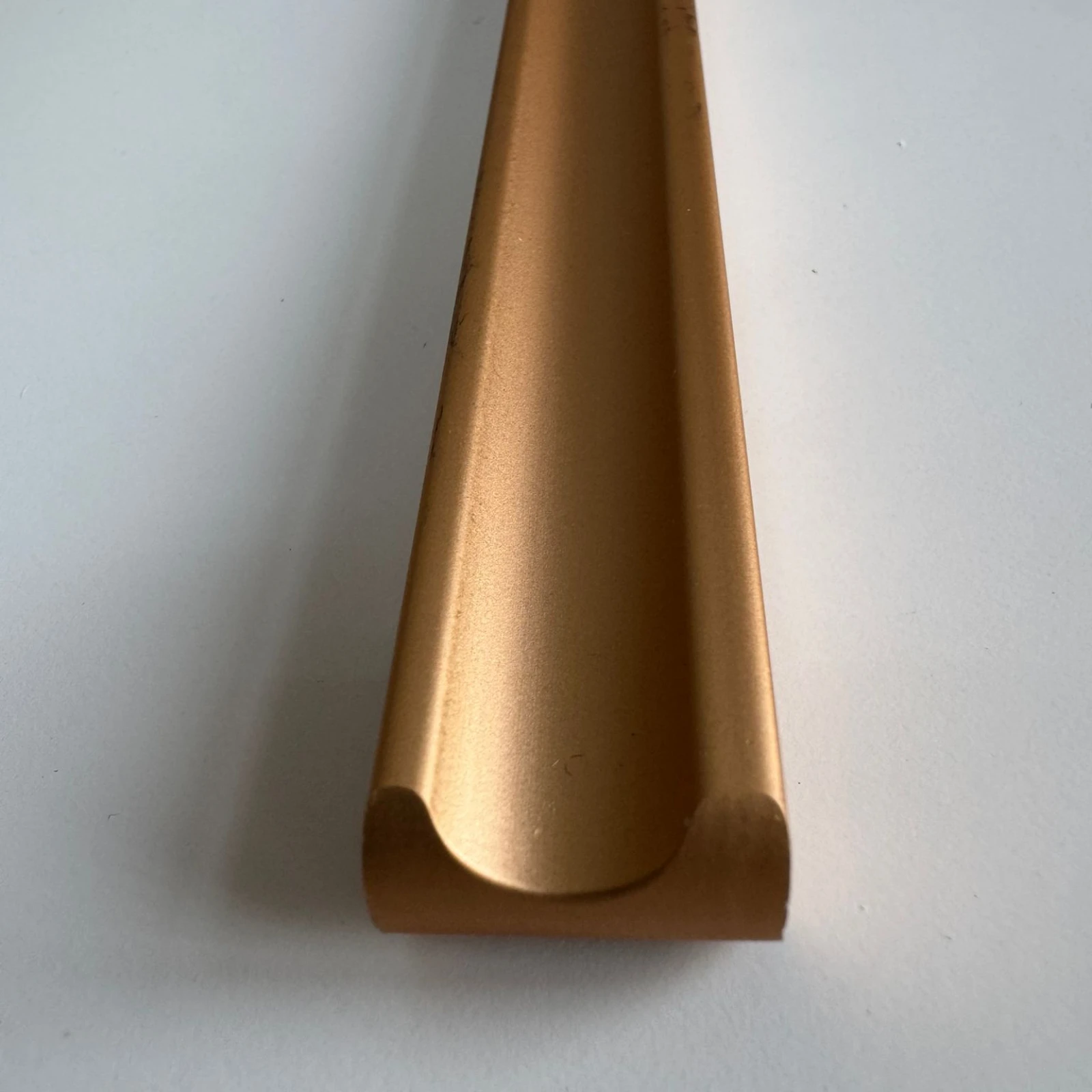 Maner Perfect Linear Auriu [1]