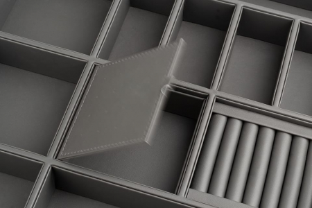 Organizator accesorii vestimentare [1]