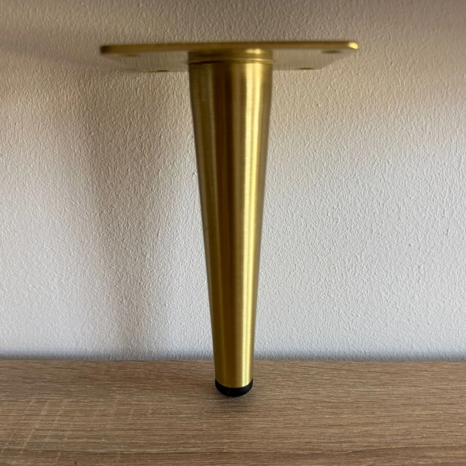 Picioare pentru mobilă - Picior mobilier FS020 h 150mm