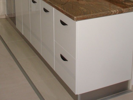 Plinta Aluminiu / PVC - Plinta dreaptă H 150 mm L 4000 mm marca OPES
