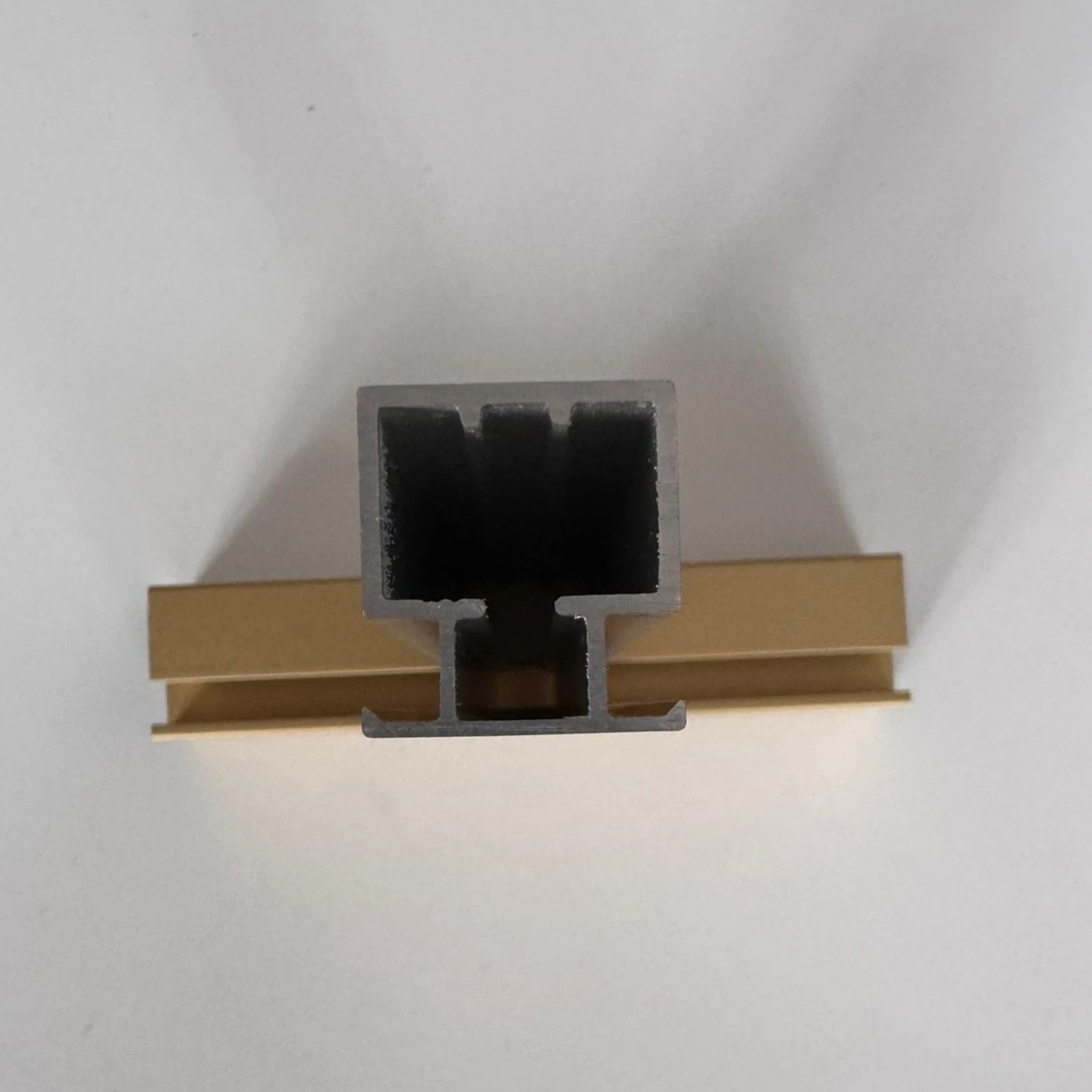 SAS 020 - Profil divizor pentru rame aluminiu [3]