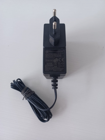 TRANSFORMATOR RGB 18 W 12V [1]