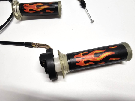 Mansoane Scuter - Mansoane + Suport Cablu Acceleratie Scuter Kymco 4T